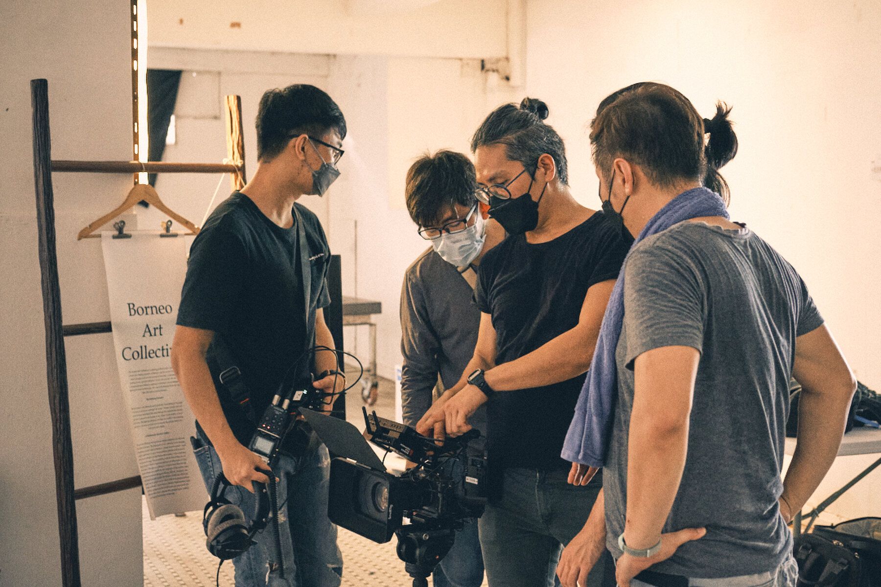 Behind the scenes on Home Is Where The Heart Is, photo 1